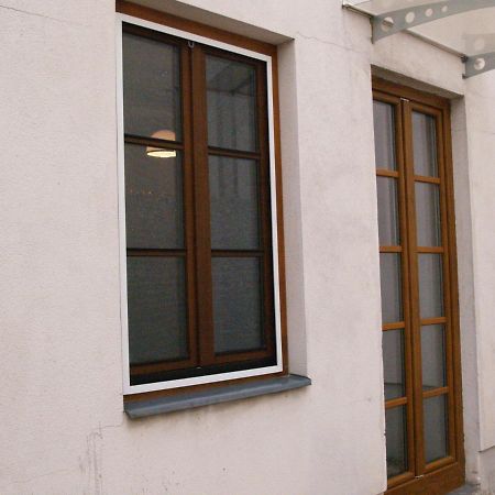 Lg Tiny Apartment Korneuburg Exterior photo